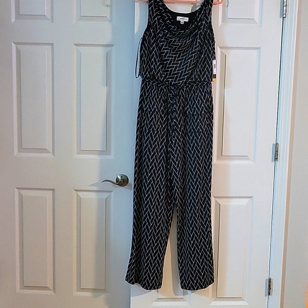 Jump suit